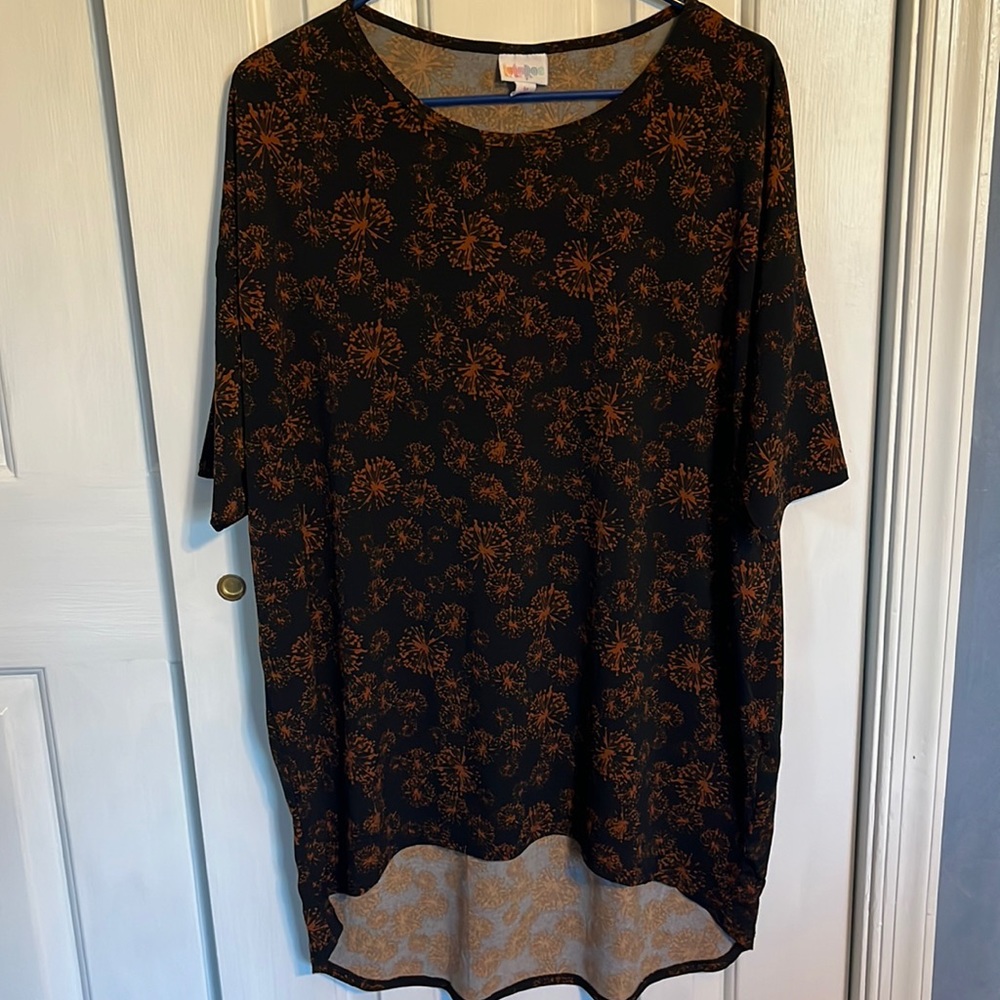 LuLaRoe - Tunic Top